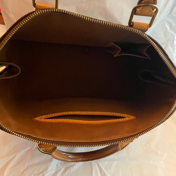 LOUIS. VUITTON MONOGRAMMED ALMA HANDBAG - Picture 5 of 16